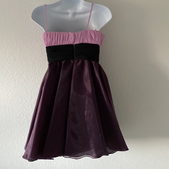 Purple spaghetti strap dress - Picture 2 of 3